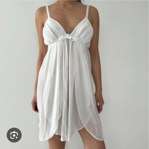 Women’s White Sheer Babydoll Chemise Nightgown